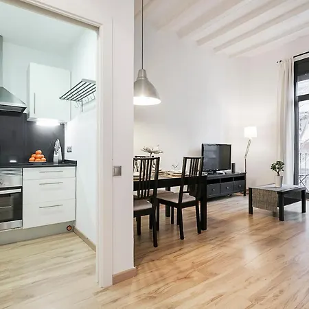 Luxury 1br Close To The Beach Apartment